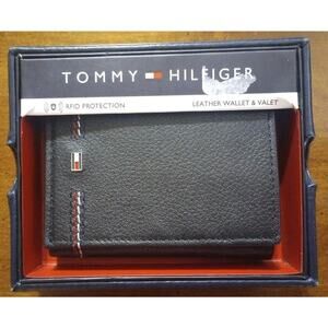 Tommy Hilfiger Men's Leather Trifold Wallet & Box New Credit Card Slim Black